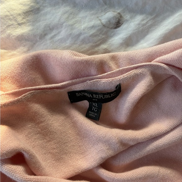 Banana Republic Sweater - Picture 2 of 3